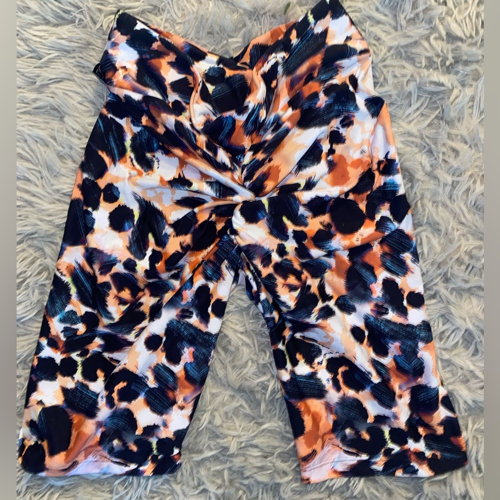 LiCi FIT- WILD THING SRUNCH BIKER SHORTS SIZE S/M - Picture 2 of 4